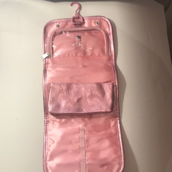 Small traveling bag - Picture 2 of 4